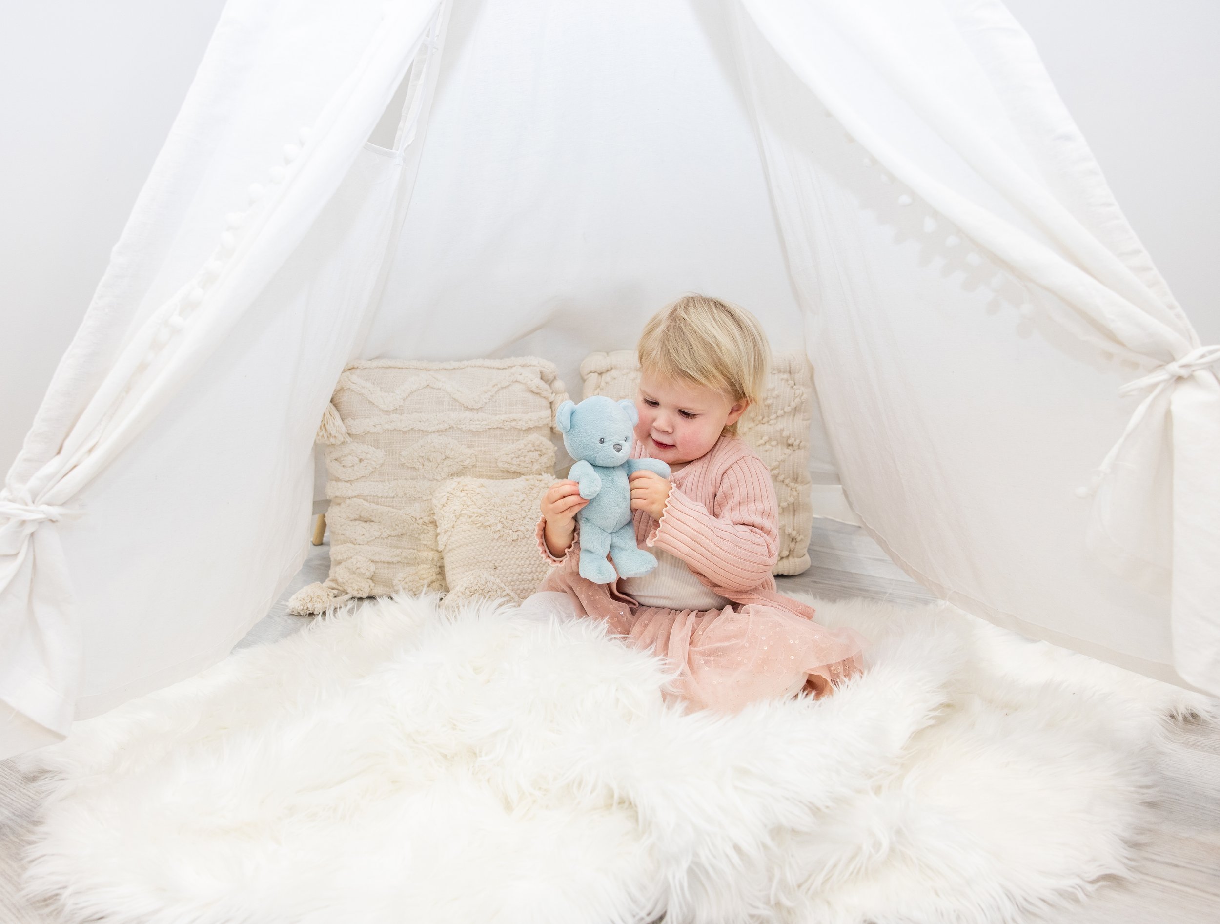 Snuggle chums top pink rabbit